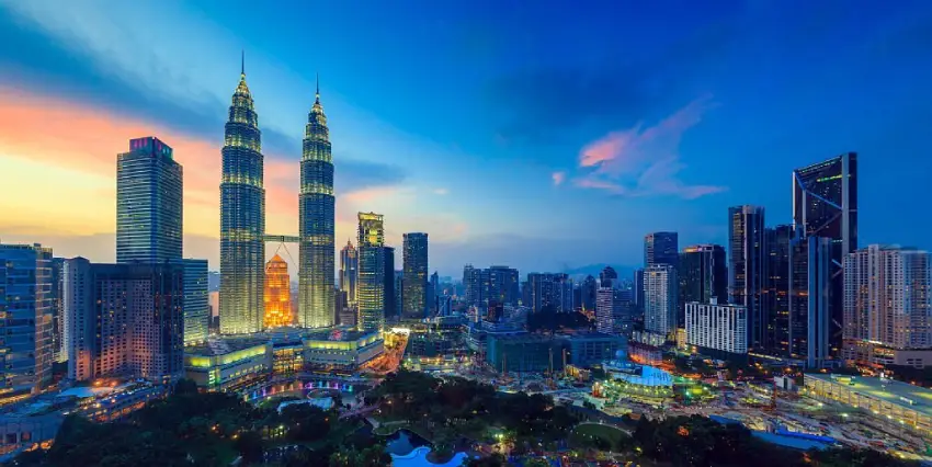 Kuala Lumpur Malaysia Twin Towers Image | Travel In Malaysia