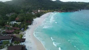 Top 5 Best Beaches in Malaysia | Malaysia Beaches Image