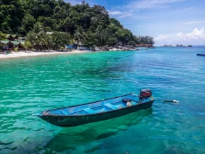 Top 8 Beautiful Destinations for a Memorable Vacation in Malaysia 8 Perhentian-Islands-A-Snorkelers-Paradise